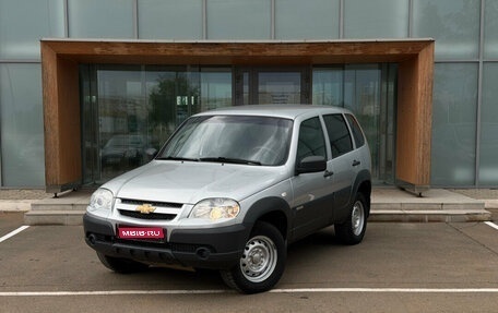 Chevrolet Niva I рестайлинг, 2017 год, 750 000 рублей, 1 фотография