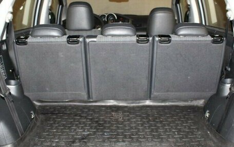 Toyota Verso I, 2010 год, 1 250 000 рублей, 5 фотография