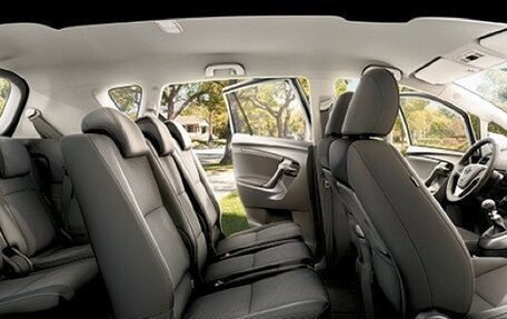 Toyota Verso I, 2010 год, 1 250 000 рублей, 15 фотография