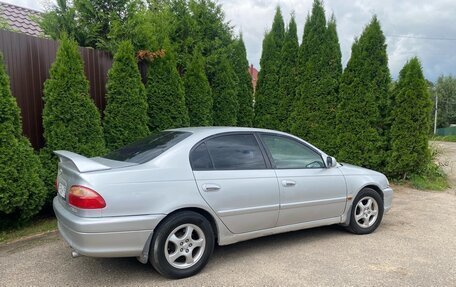 Toyota Avensis III рестайлинг, 2001 год, 350 000 рублей, 2 фотография