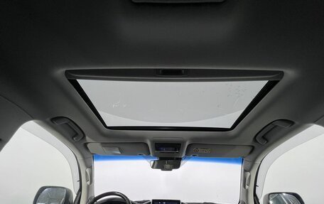 Toyota Land Cruiser 200, 2016 год, 6 099 000 рублей, 19 фотография