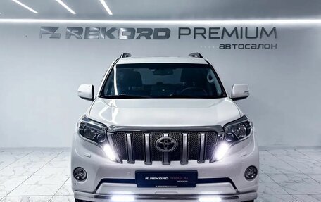 Toyota Land Cruiser Prado 150 рестайлинг 2, 2016 год, 4 450 000 рублей, 4 фотография