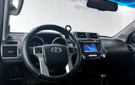 Toyota Land Cruiser Prado 150 рестайлинг 2, 2016 год, 4 450 000 рублей, 21 фотография