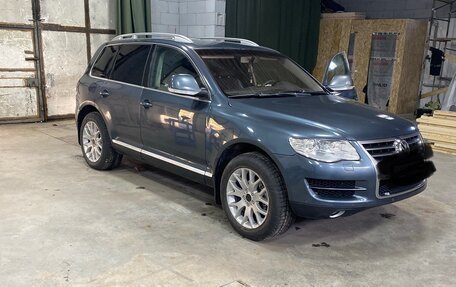 Volkswagen Touareg III, 2007 год, 750 000 рублей, 4 фотография