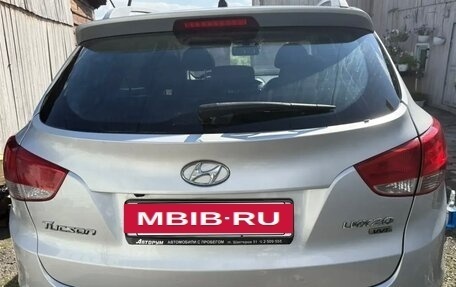 Hyundai Tucson III, 2010 год, 1 200 000 рублей, 2 фотография