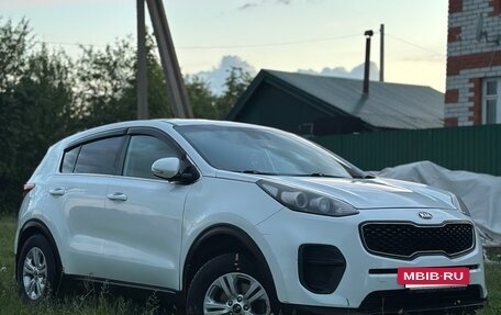 KIA Sportage IV рестайлинг, 2016 год, 1 290 000 рублей, 2 фотография