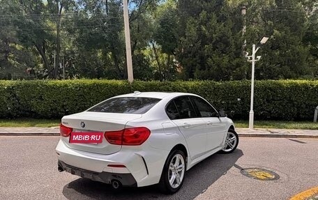 BMW 1 серия, 2022 год, 1 244 000 рублей, 4 фотография