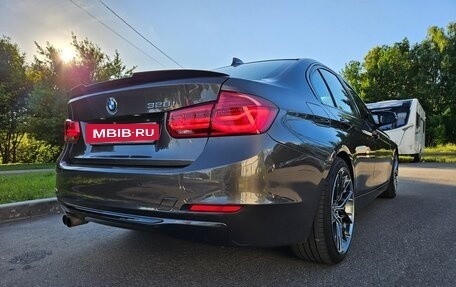 BMW 3 серия, 2012 год, 1 700 000 рублей, 4 фотография