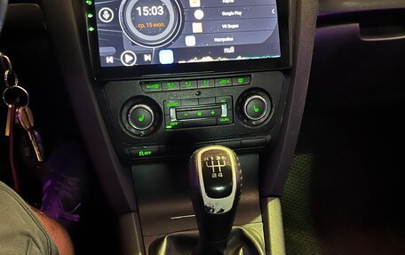 Skoda Octavia, 2012 год, 900 000 рублей, 14 фотография