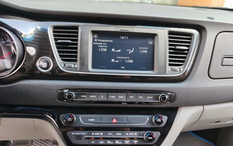 KIA Carnival III, 2018 год, 2 700 000 рублей, 12 фотография
