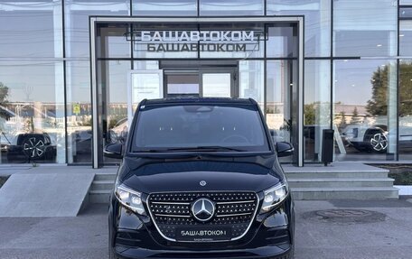 Mercedes-Benz V-Класс, 2024 год, 17 300 000 рублей, 2 фотография