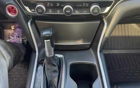 Honda Accord IX рестайлинг, 2022 год, 2 790 000 рублей, 9 фотография