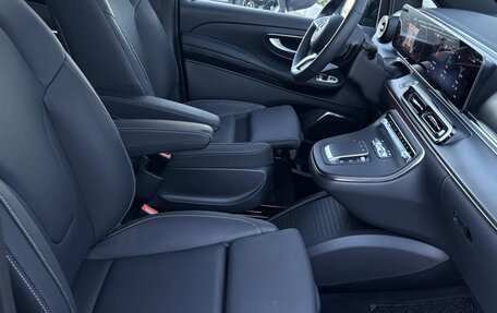 Mercedes-Benz V-Класс, 2024 год, 17 300 000 рублей, 27 фотография