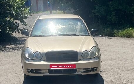 Hyundai Sonata IV рестайлинг, 2005 год, 390 000 рублей, 5 фотография