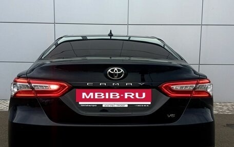 Toyota Camry, 2018 год, 2 950 000 рублей, 7 фотография