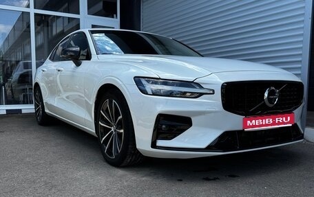 Volvo S60 III, 2022 год, 3 170 000 рублей, 1 фотография