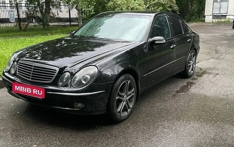 Mercedes-Benz E-Класс, 2003 год, 645 000 рублей, 2 фотография
