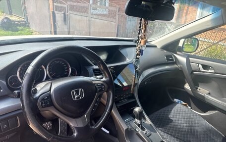Honda Accord VIII рестайлинг, 2010 год, 1 350 000 рублей, 10 фотография
