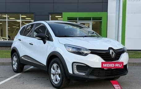 Renault Kaptur I рестайлинг, 2018 год, 1 399 000 рублей, 3 фотография