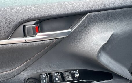 Toyota Camry, 2018 год, 2 550 000 рублей, 3 фотография