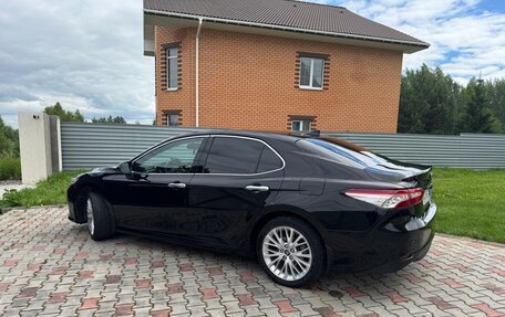 Toyota Camry, 2018 год, 2 550 000 рублей, 20 фотография