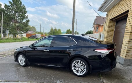 Toyota Camry, 2018 год, 2 550 000 рублей, 21 фотография