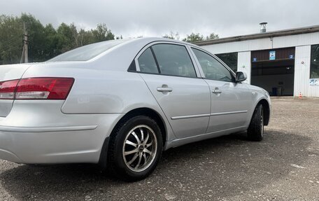Hyundai Sonata VI, 2008 год, 750 000 рублей, 4 фотография