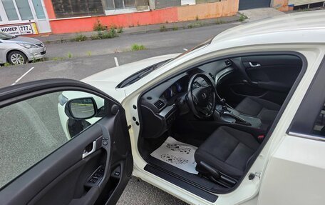 Honda Accord VIII рестайлинг, 2011 год, 1 250 000 рублей, 8 фотография