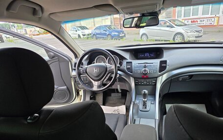 Honda Accord VIII рестайлинг, 2011 год, 1 250 000 рублей, 10 фотография