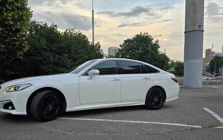 Toyota Crown, 2019 год, 3 330 000 рублей, 7 фотография