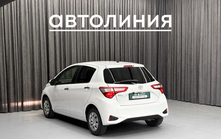 Toyota Vitz, 2019 год, 980 000 рублей, 5 фотография
