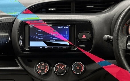 Toyota Vitz, 2019 год, 980 000 рублей, 11 фотография