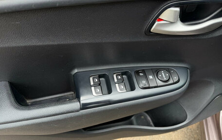 KIA Rio IV, 2020 год, 1 560 000 рублей, 8 фотография