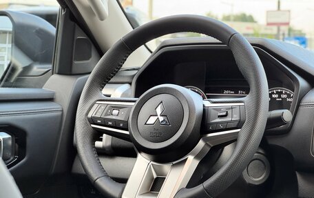 Mitsubishi L200, 2025 год, 5 300 000 рублей, 12 фотография