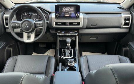 Mitsubishi L200, 2025 год, 5 300 000 рублей, 13 фотография