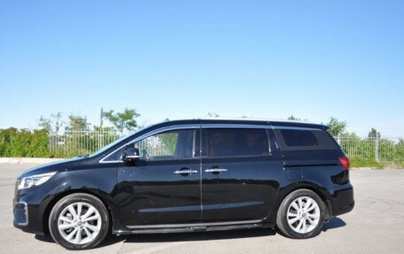 KIA Carnival III, 2018 год, 3 100 000 рублей, 1 фотография