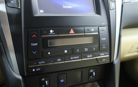 Toyota Camry, 2015 год, 1 820 000 рублей, 17 фотография