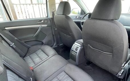 Skoda Octavia, 2010 год, 870 000 рублей, 10 фотография