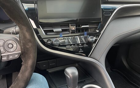 Toyota Camry, 2023 год, 3 750 000 рублей, 8 фотография