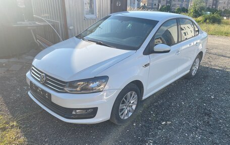 Volkswagen Polo VI (EU Market), 2019 год, 1 100 000 рублей, 2 фотография