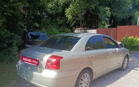 Toyota Avensis III рестайлинг, 2004 год, 600 000 рублей, 6 фотография