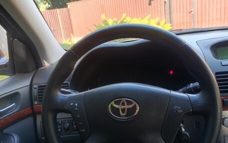 Toyota Avensis III рестайлинг, 2004 год, 600 000 рублей, 9 фотография