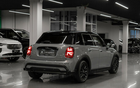 MINI Hatch, 2021 год, 2 500 000 рублей, 5 фотография