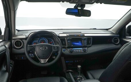 Toyota RAV4, 2015 год, 1 647 055 рублей, 6 фотография