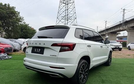 Skoda Karoq I, 2022 год, 2 050 000 рублей, 6 фотография