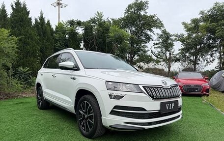 Skoda Karoq I, 2022 год, 2 050 000 рублей, 3 фотография