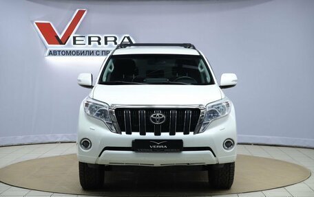 Toyota Land Cruiser Prado 150 рестайлинг 2, 2015 год, 3 320 000 рублей, 2 фотография