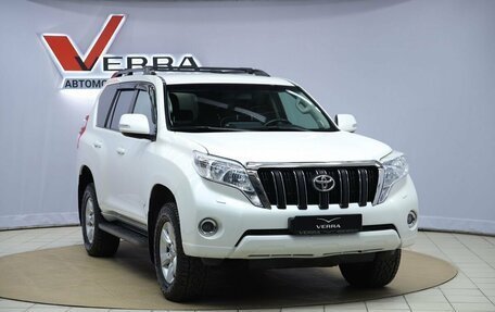 Toyota Land Cruiser Prado 150 рестайлинг 2, 2015 год, 3 320 000 рублей, 3 фотография