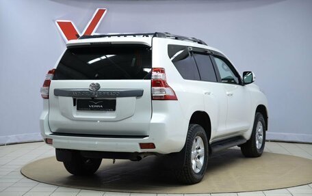 Toyota Land Cruiser Prado 150 рестайлинг 2, 2015 год, 3 320 000 рублей, 5 фотография