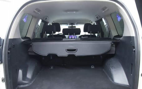 Toyota Land Cruiser Prado 150 рестайлинг 2, 2015 год, 3 320 000 рублей, 9 фотография
